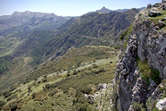 Ausblick vom Cerro Coros in der Sierra de Grazalema